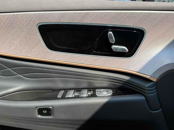 Chery Tiggo 9 Hybrid 2025 2025款 1.5T 106KM超享版 5座 磷酸铁锂