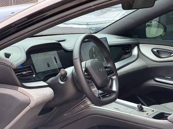 BYD Seal 07 DM-i Hybrid 2025 2025款 DM-i 1.5L 125km 豪华型