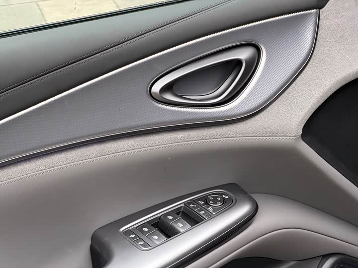 BYD Seal 07 DM-i Hybrid 2025 2025款 DM-i 1.5L 125km 豪华型