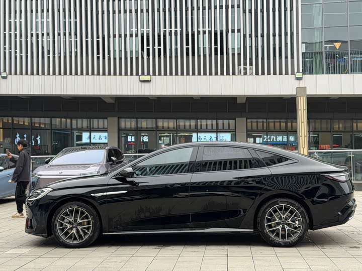 BYD Seal 07 DM-i Hybrid 2025 2025款 DM-i 1.5L 125km 豪华型