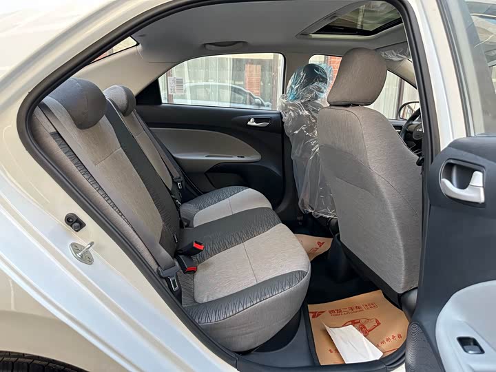 Kia Pegas 2020 2020款 改款 1.4L 自动舒适天窗版