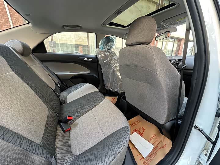 Kia Pegas 2020 2020款 改款 1.4L 自动舒适天窗版