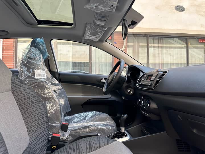 Kia Pegas 2020 2020款 改款 1.4L 自动舒适天窗版