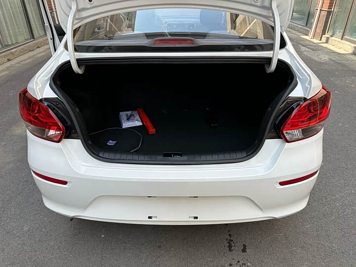 Kia Pegas 2020 2020款 改款 1.4L 自动舒适天窗版