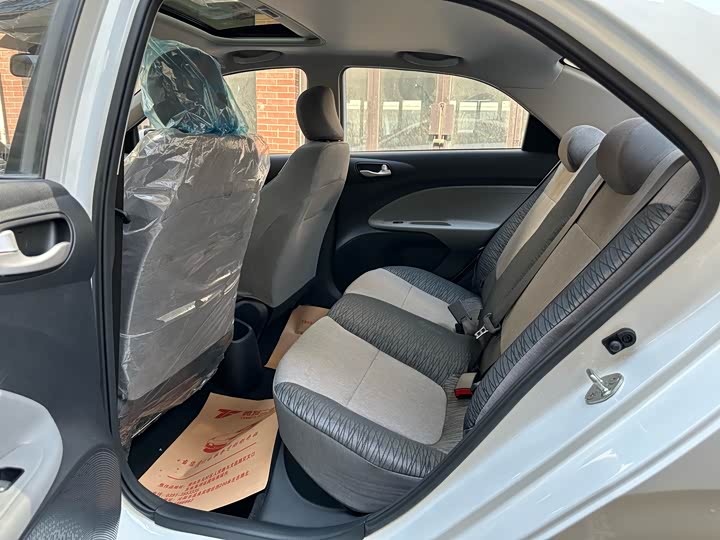 Kia Pegas 2020 2020款 改款 1.4L 自动舒适天窗版