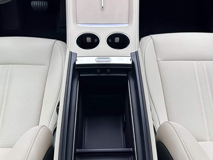 Xiaomi YU7 2025 2025款 超长续航四驱Pro版