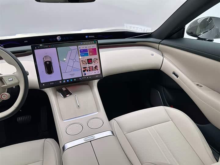 Xiaomi YU7 2025 2025款 超长续航四驱Pro版