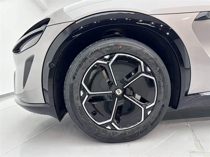 Xiaomi YU7 2025 2025款 超长续航四驱Pro版