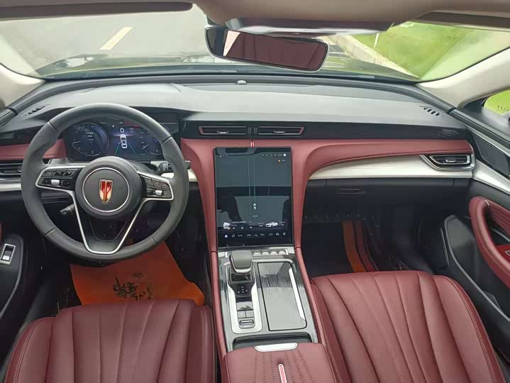 Hongqi H5 2025 2025款 2.0T 自动旗畅版