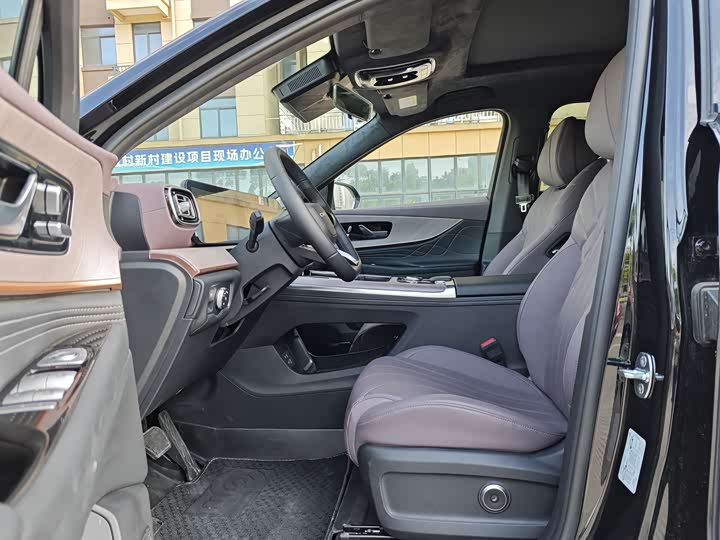 Chery Tiggo 9 2025 2025款 2.0T 双离合两驱豪享版 7座