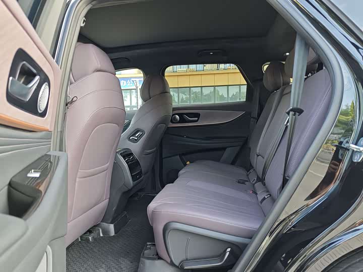 Chery Tiggo 9 2025 2025款 2.0T 双离合两驱豪享版 7座