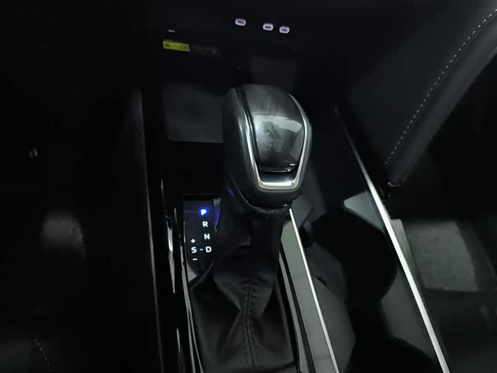 Toyota Camry 2024 2024款 双擎 2.0HGVP 豪华版