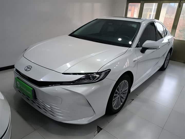 Toyota Camry 2024 2024款 双擎 2.0HGVP 豪华版