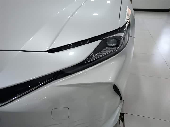 Toyota Camry 2024 2024款 双擎 2.0HGVP 豪华版
