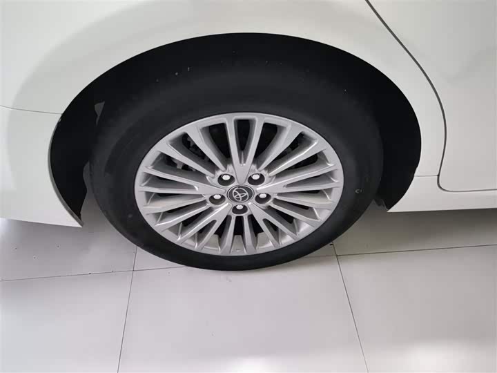 Toyota Camry 2024 2024款 双擎 2.0HGVP 豪华版