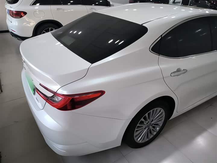 Toyota Camry 2024 2024款 双擎 2.0HGVP 豪华版