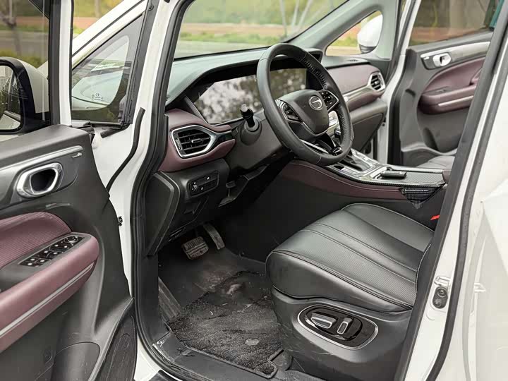 GAC Trumpchi M6 2023 2023款 PRO 270T DCT豪华版