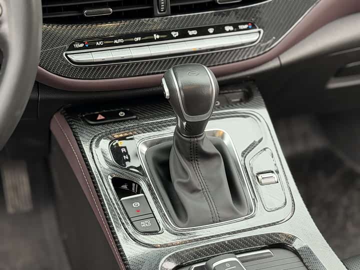 GAC Trumpchi M6 2023 2023款 PRO 270T DCT豪华版