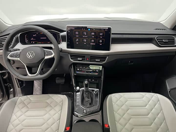 Volkswagen Tayron 2024 2024款 330TSI 两驱豪华Plus进阶版
