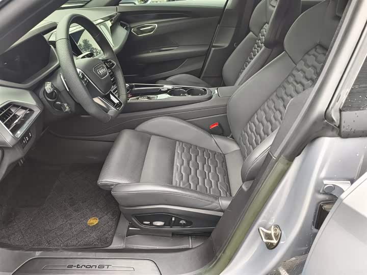 Audi e-tron GT 2023 2023款 基本型