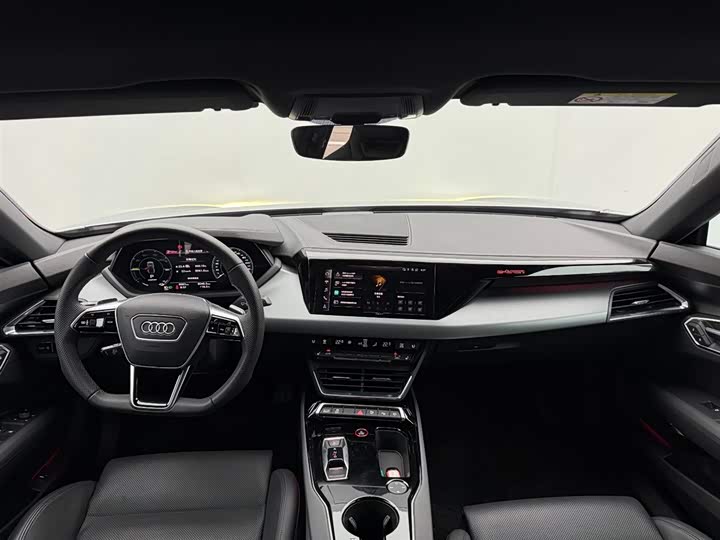 Audi e-tron GT 2023 2023款 基本型