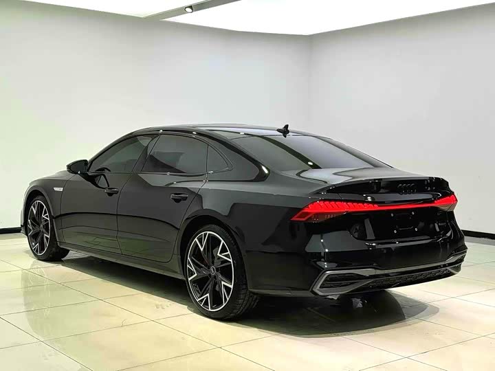 Audi A7L 2024 2024款 45 TFSI quattro S-line 黑武士版