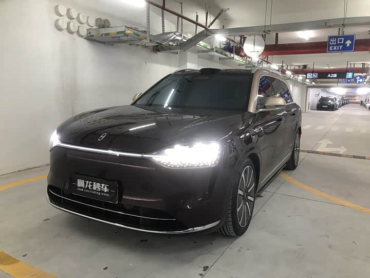 Aito M9 2025 2025款 增程 Max版 52kWh 5座版