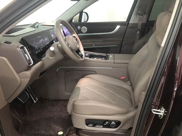 Aito M9 2025 2025款 增程 Max版 52kWh 5座版