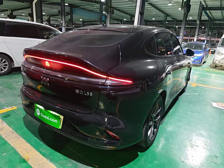 IM motors LS6 2025 2025款 超强性能灵蜥智享版