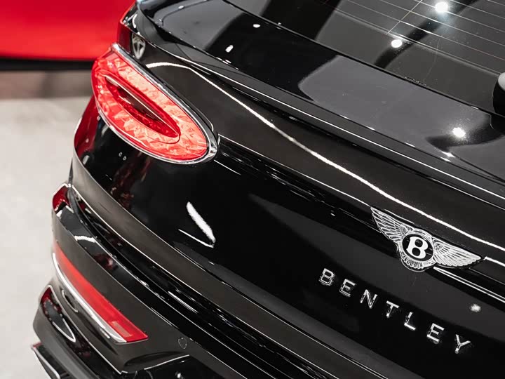 Bentley Bentayga 2024 2024款 4.0T V8 长轴距雅度版