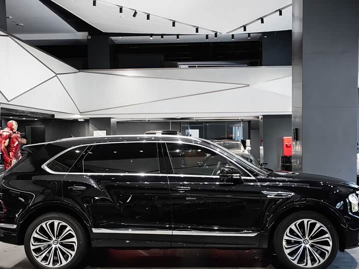 Bentley Bentayga 2024 2024款 4.0T V8 长轴距雅度版