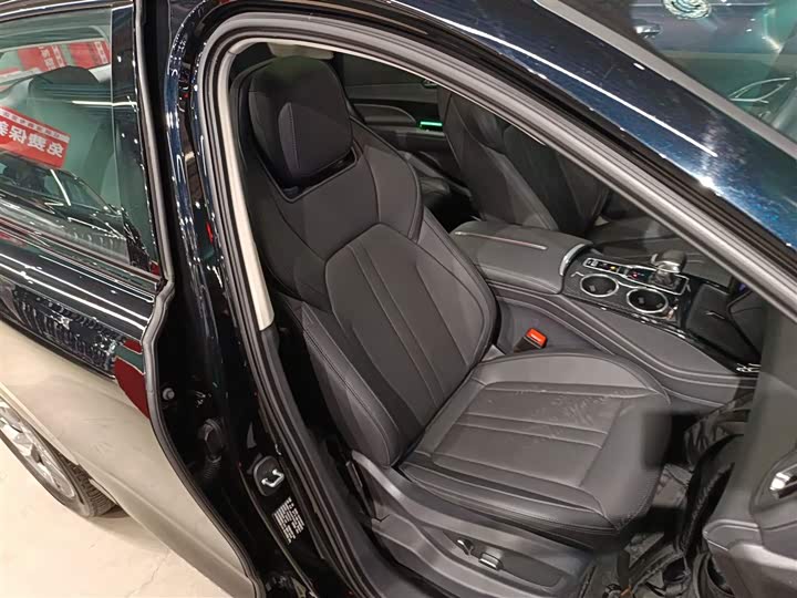 Hongqi HS3 Hybrid 2024 2024款 115km 劲为版