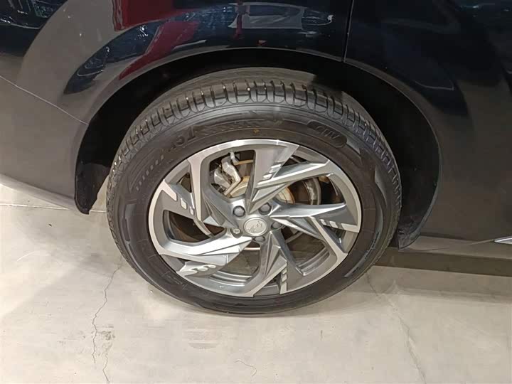 Hongqi HS3 Hybrid 2024 2024款 115km 劲为版