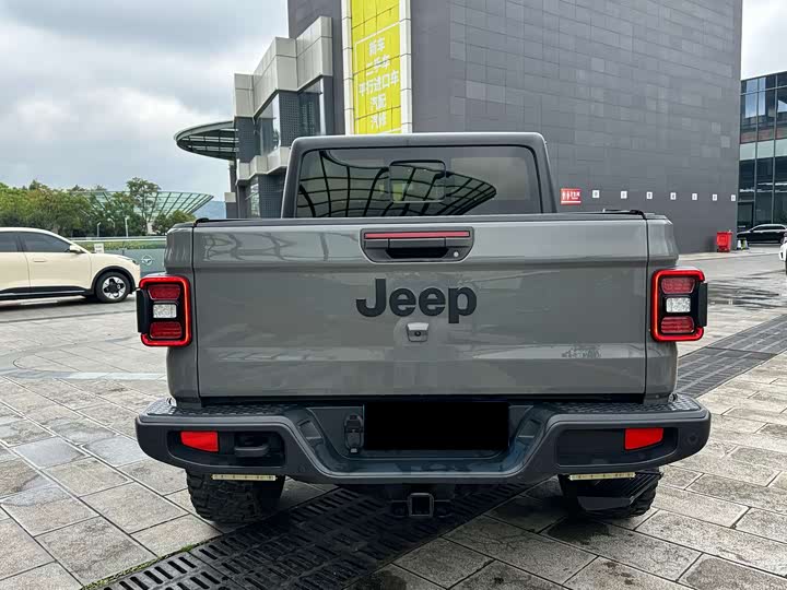 Jeep Gladiator 2022 2022款 3.6L 先行版