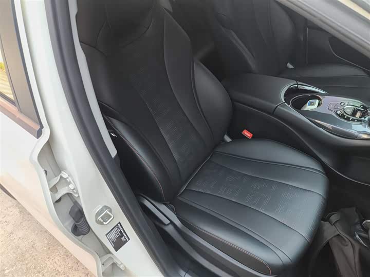 BYD E2 2024 2024款 荣耀版 豪华型