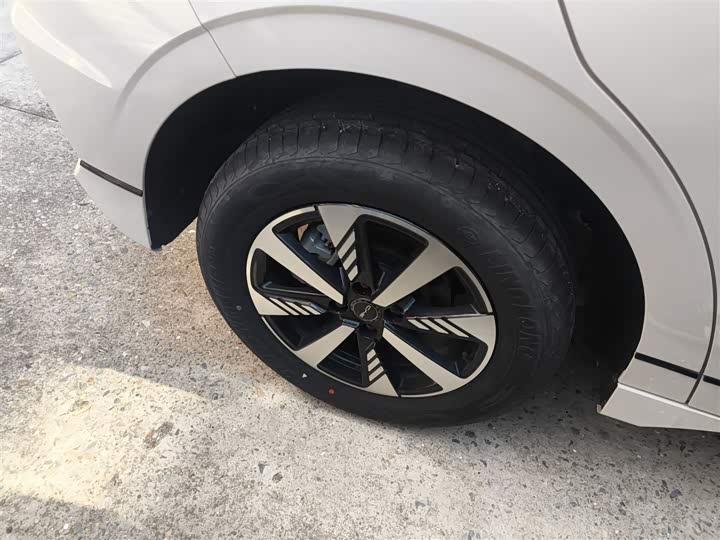 BYD E2 2024 2024款 荣耀版 豪华型