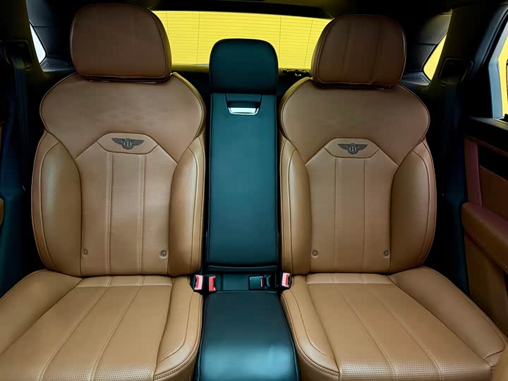 Bentley Bentayga 2024 2024款 4.0T V8 长轴距版