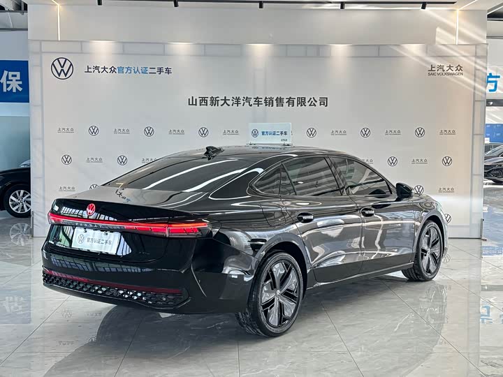 Volkswagen Passat 2025 2025款 Pro 380TSI 星空龙尊版