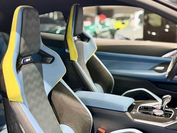 BMW M4 2024 2024款 M4双门轿跑车 M xDrive 雷霆版