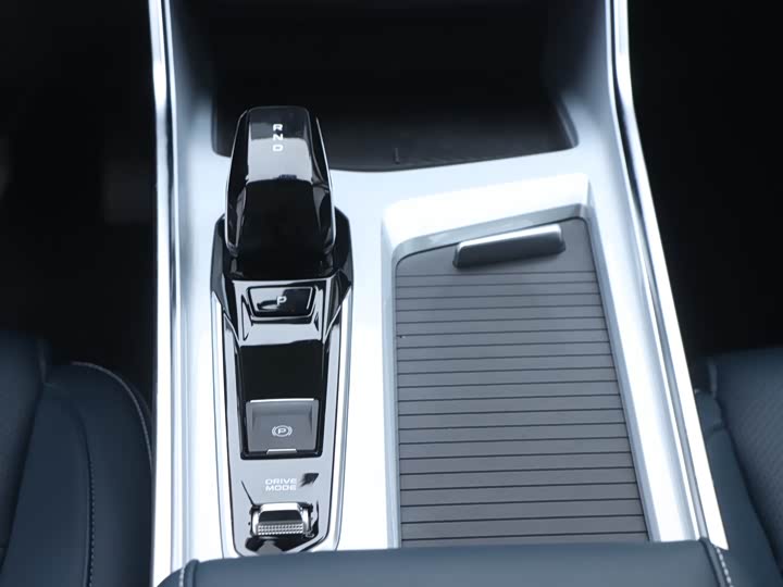 Geely Jiaji 2023 2023款 嘉际L 1.5TD DCT舒适型