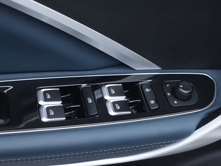 Geely Jiaji 2023 2023款 嘉际L 1.5TD DCT舒适型