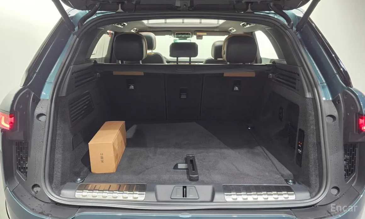 Land Rover Range Rover Sport 2022 P550E Dynamic HSE