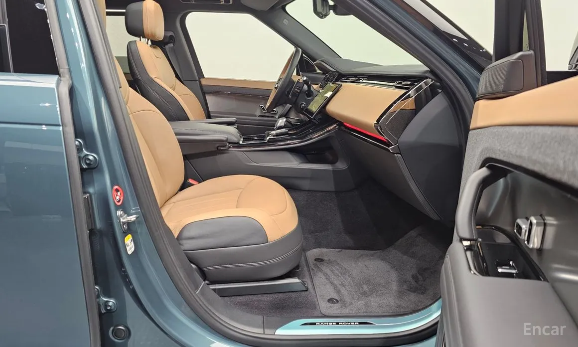 Land Rover Range Rover Sport 2022 P550E Dynamic HSE