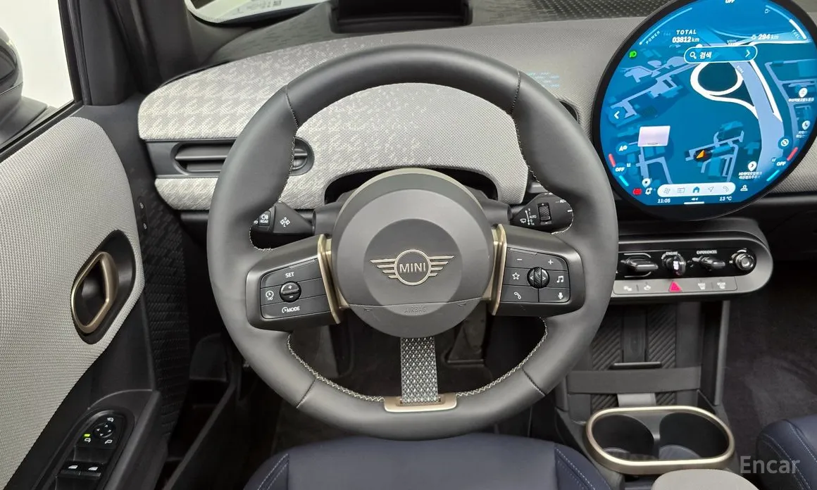 Mini Cooper 2024 5 Door Favoured