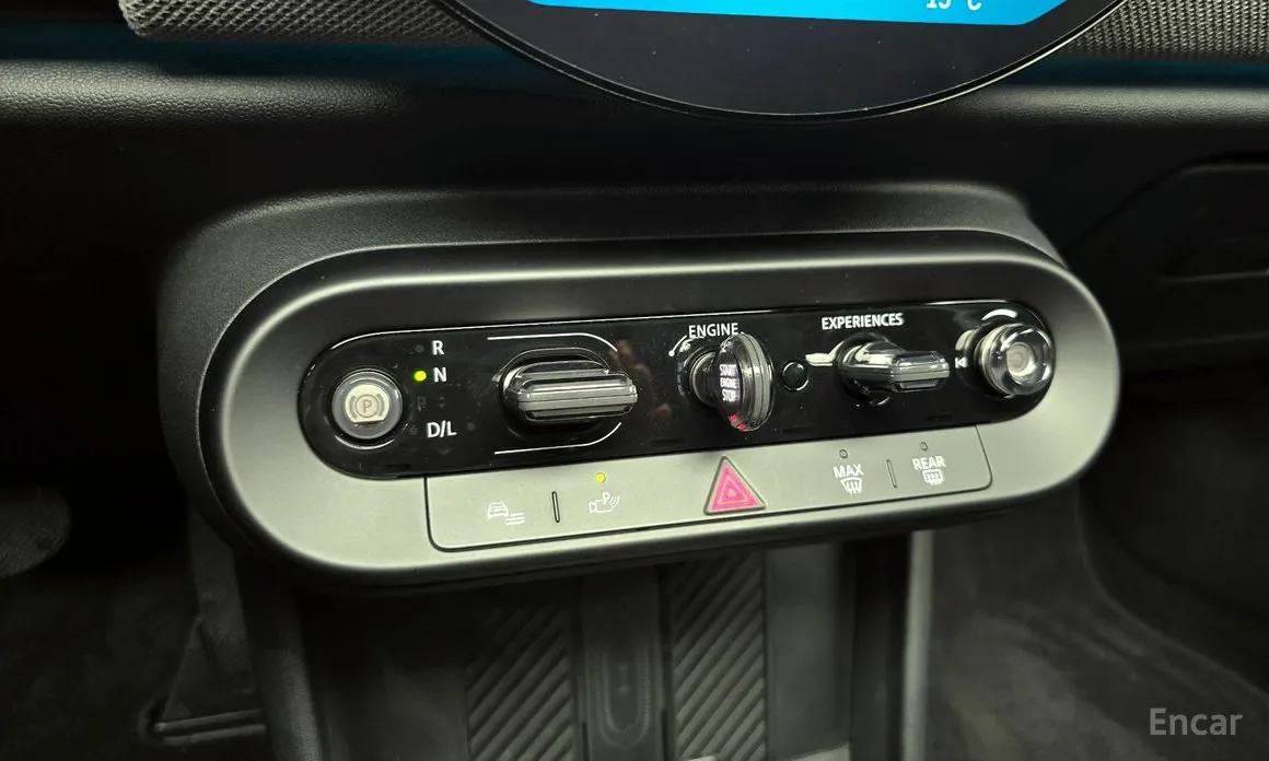 Mini Cooper 2024 5 Door Favoured