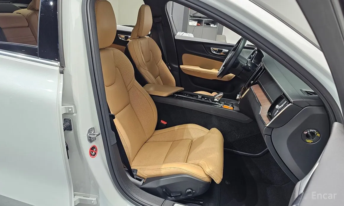 Volvo S60 2019 B5 Inscription