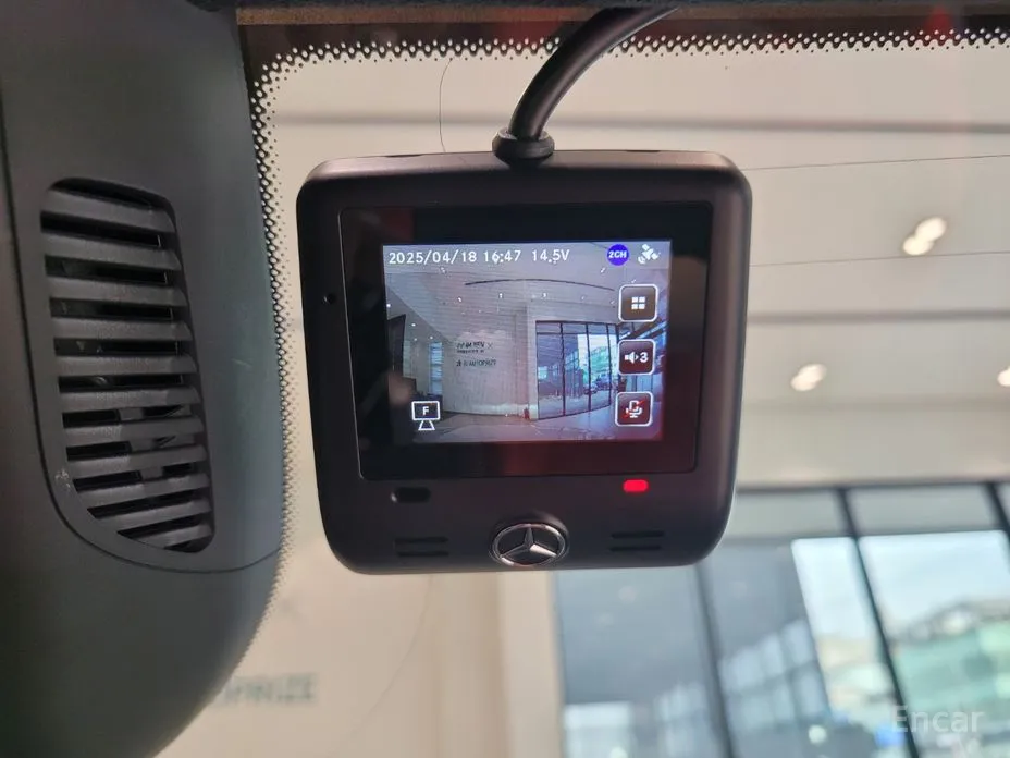 Mercedes-Benz SL-Class 2023 AMG SL63 4MATIC+ Performance