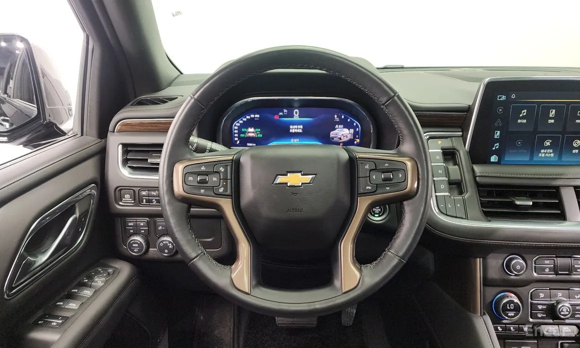 Chevrolet Tahoe 2022 6.2 Dark Knight 4WD