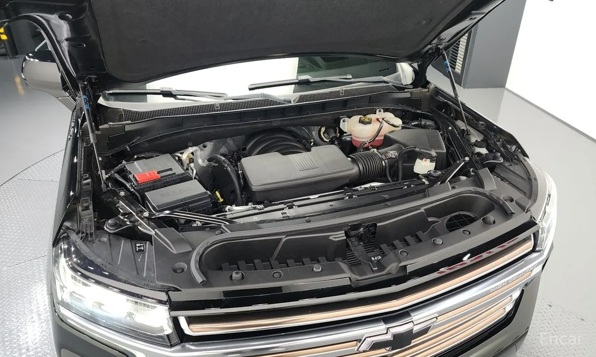 Chevrolet Tahoe 2022 6.2 Dark Knight 4WD