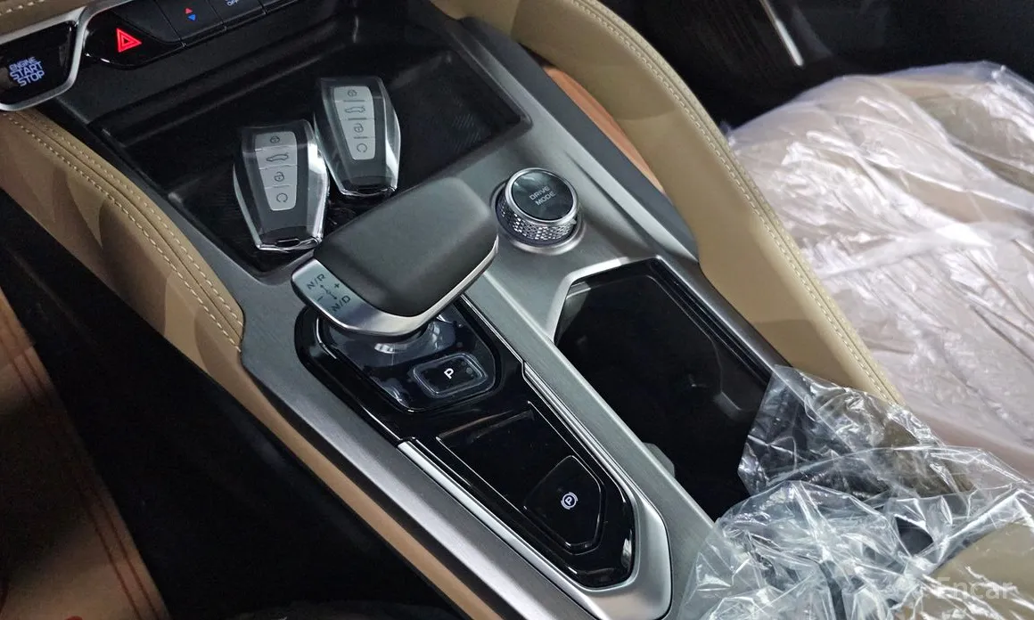 Renault Grand Koleos 2024 1.5 E-TECH Iconic 2WD